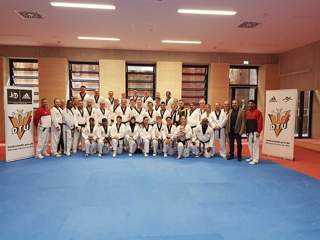 KAMPF » 2018 » Bundeskampfrichterlehrgang