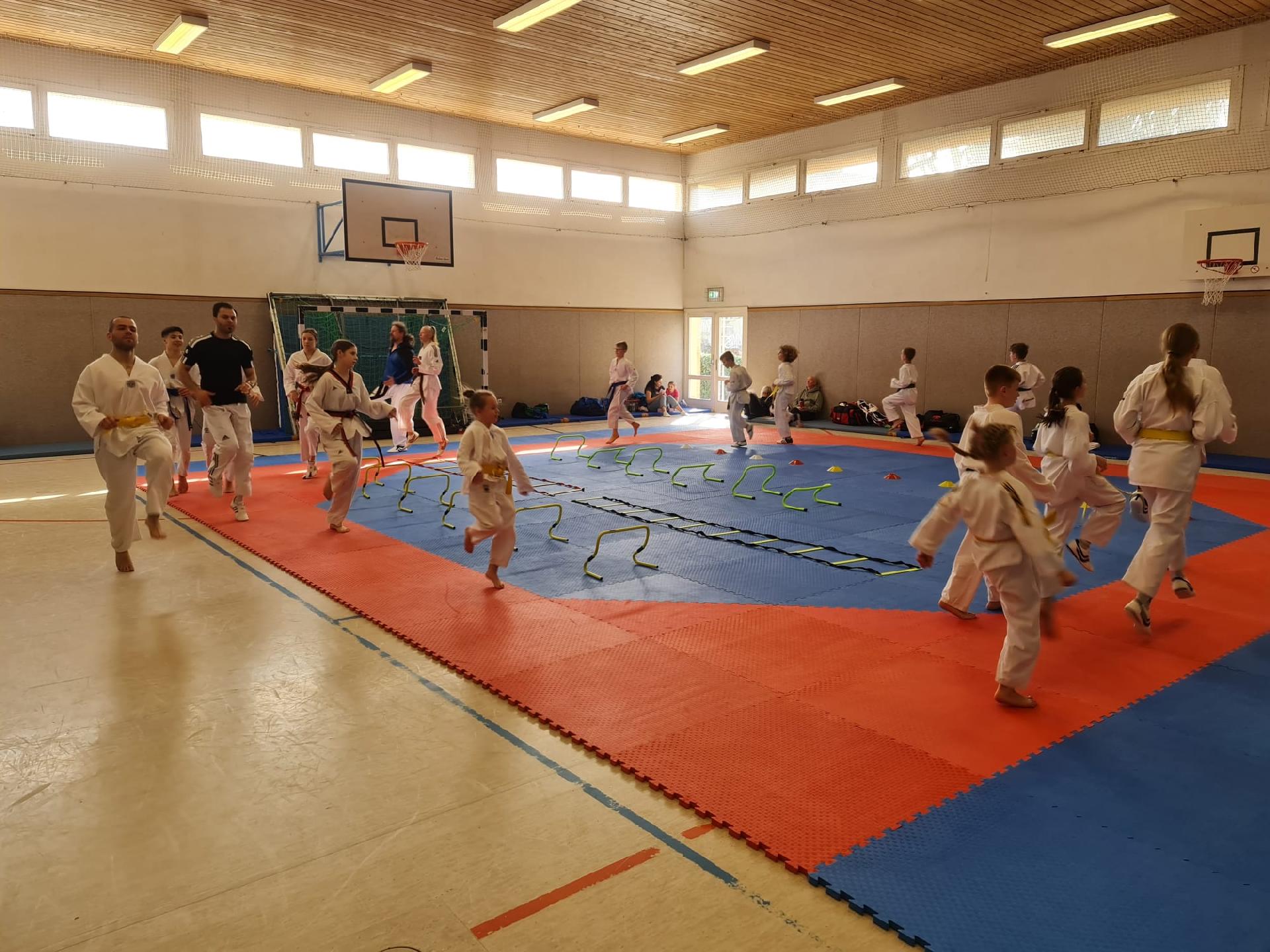 MIX » 2024 » Osterlehrgang
Osterlehrgang