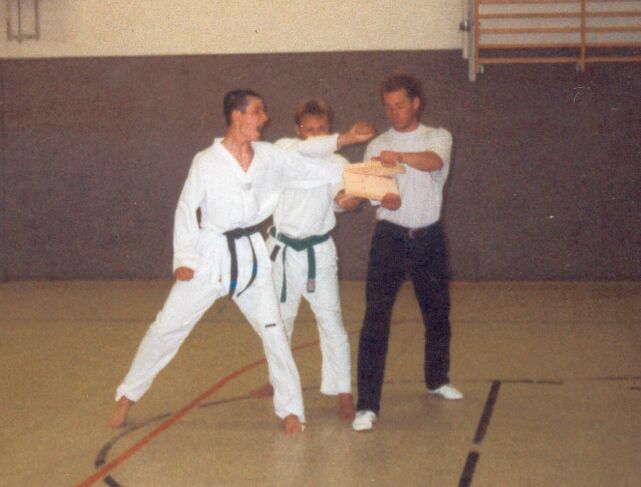 KAMPF » 2002 » ältere Prüfungsbilder