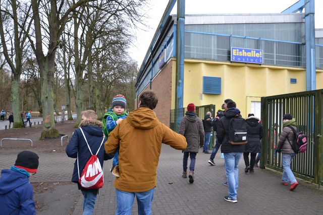 MIX » 2017 » Eislaufen