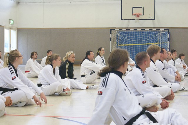 KAMPF » 2012 » 2. Lehrgang mit Michael Bussmann