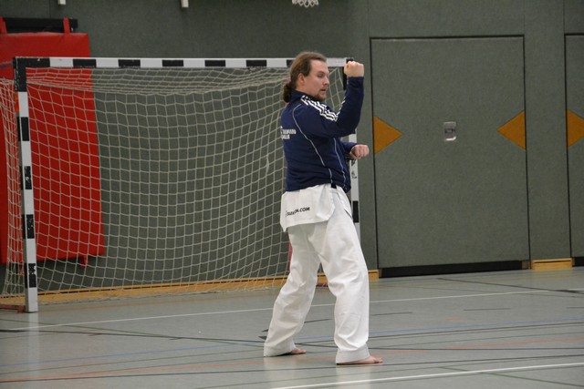 KAMPF » 2014 » Poomselehrgang mit Michael Bussmann