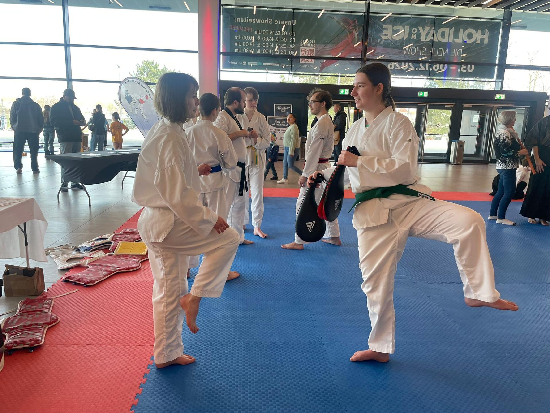 MIX » 2026 » 40. Hallensportfest
Hallensportfest der Hansestadt Rostock