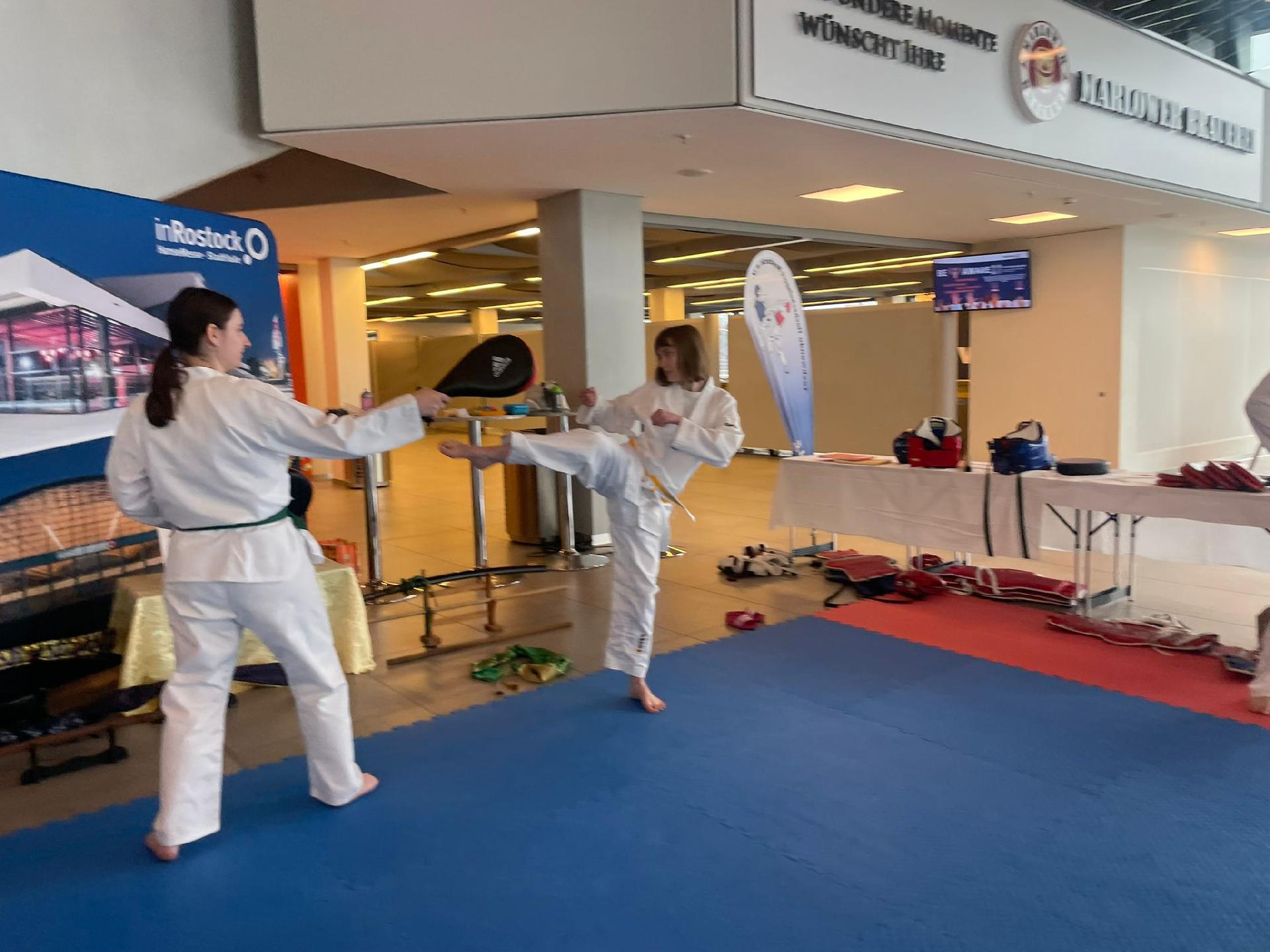 MIX » 2026 » 40. Hallensportfest
Hallensportfest der Hansestadt Rostock